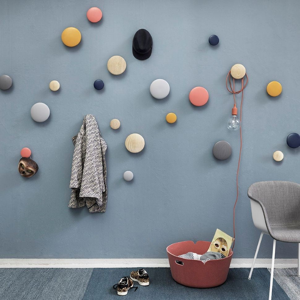 10 decorating tips to relook the entrance without ruining it 7 multicolored hooks in entrance