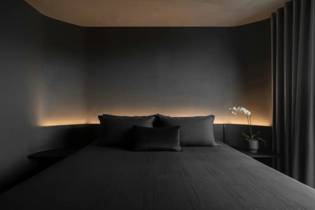 8 tips & tricks for succeeding a fabulous black interior design 7 black bedroom design