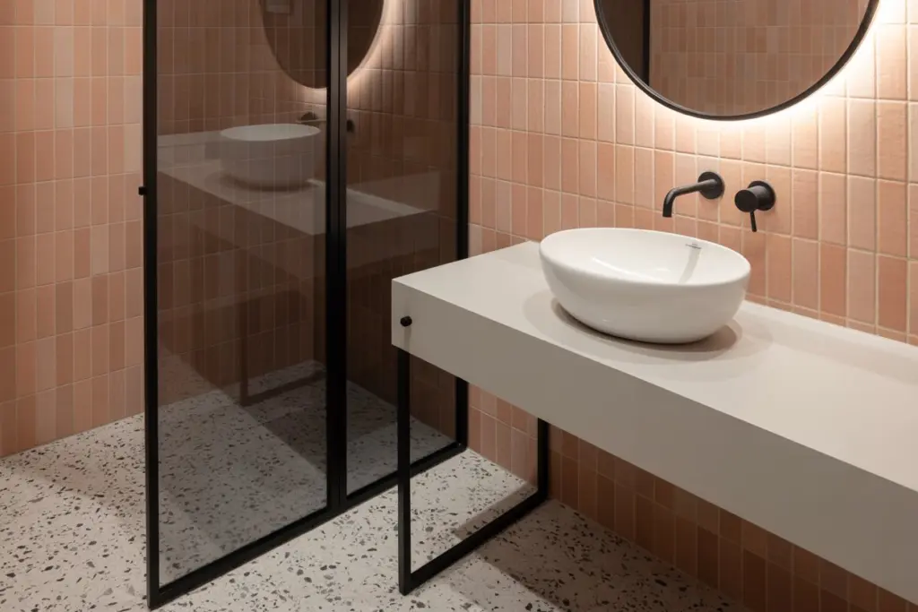 Bathroom design: 15 trendy 2025 colors to adopt 15 Terracotta walls