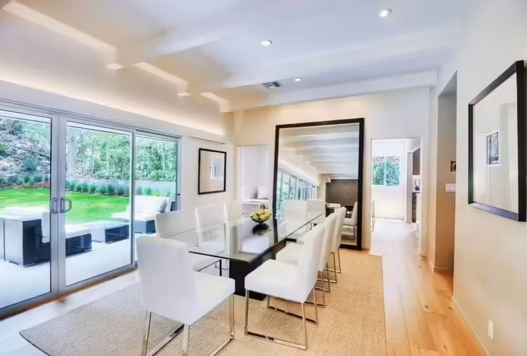 dining room