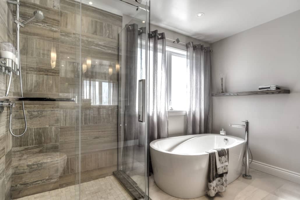 transitional interior design style in bathroom