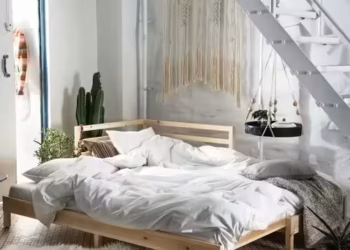 bedroom layout