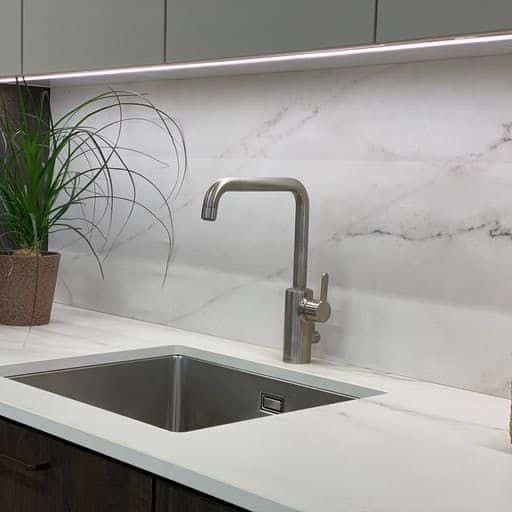 Kitchen countertop: how to think it perfectly? 15 Dekton: 100% mineral