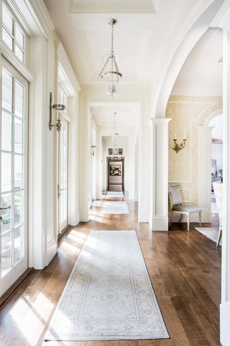 Flooring: How to Choose the Best type for Your Home 8 hardwood floor in traditional style