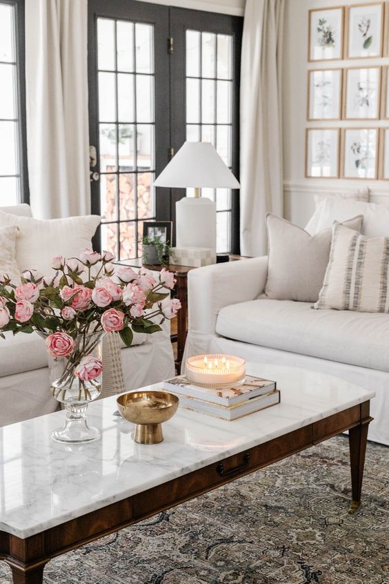 How to choose the right coffee table for my living room?