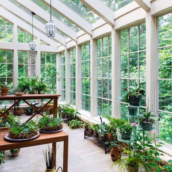 Greenhouse sunroom
