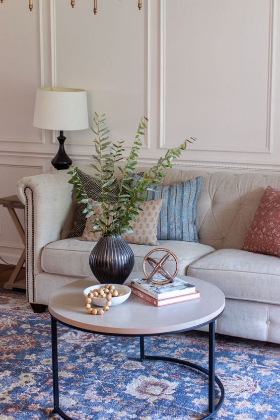 modern style coffee table decor