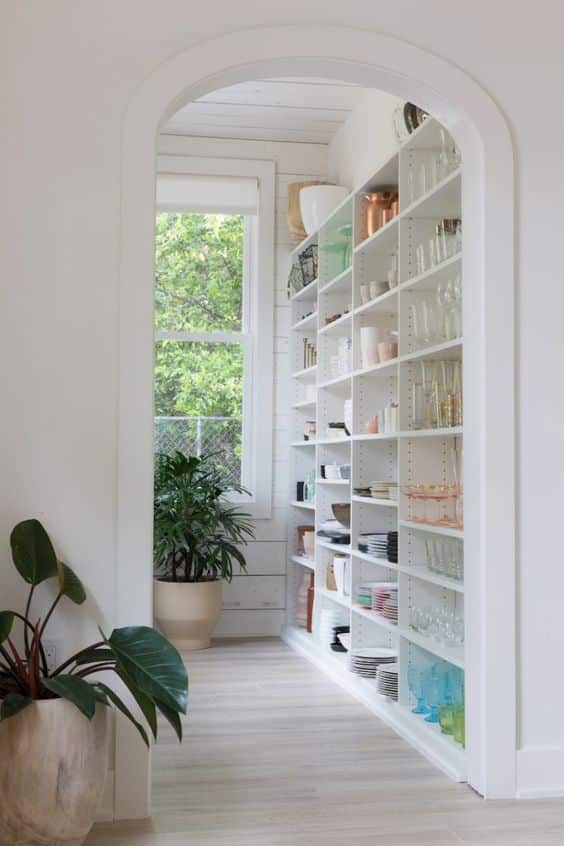 Butler's pantry