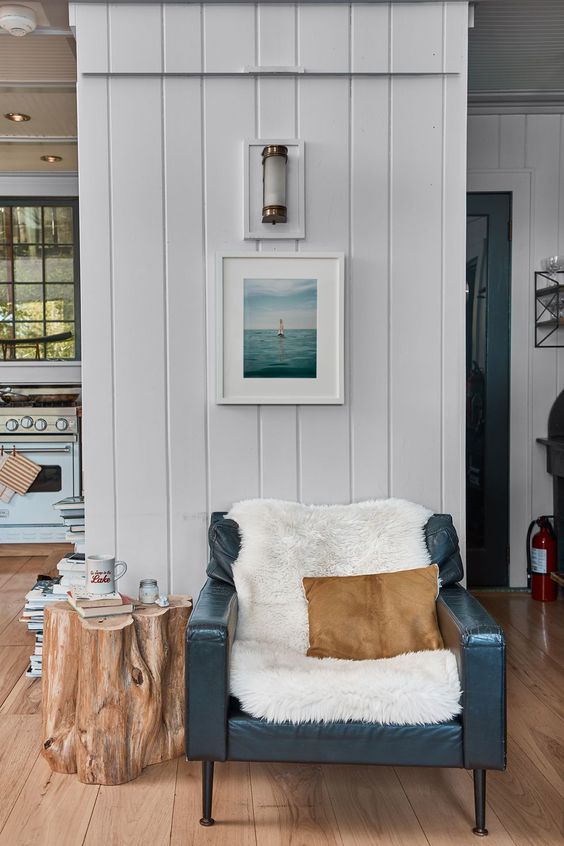 Coastal style reading nook