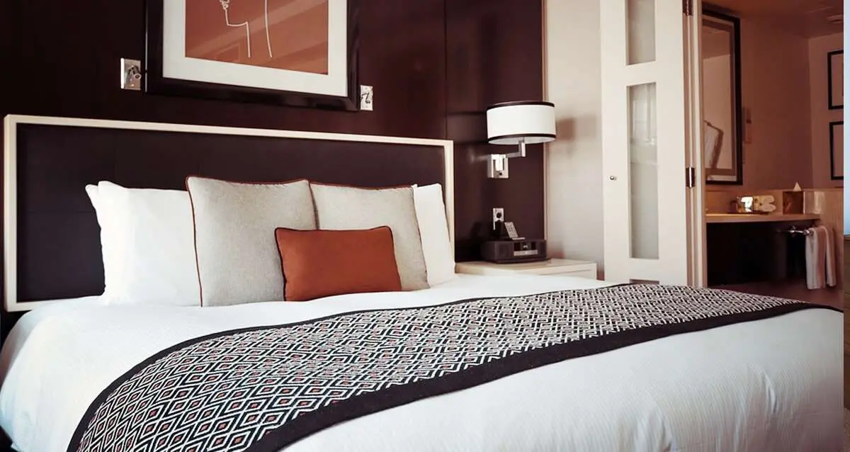 Accent Wall: Choose and Design it in a Perfect way