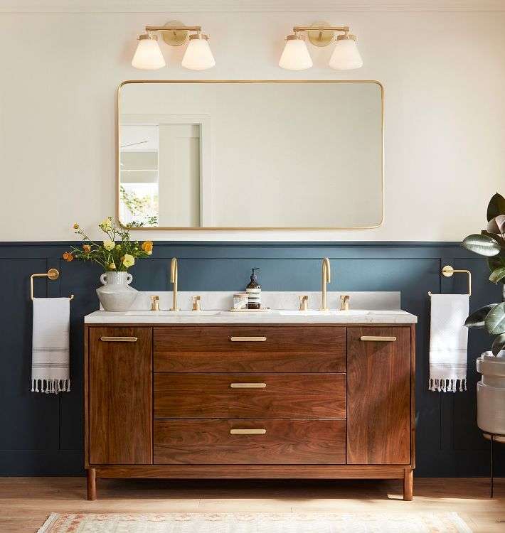 How to install a mirror?