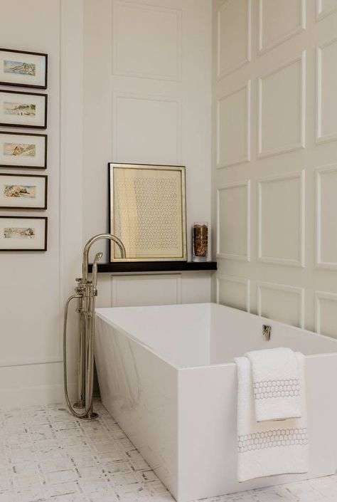 Rectangular bathtubs