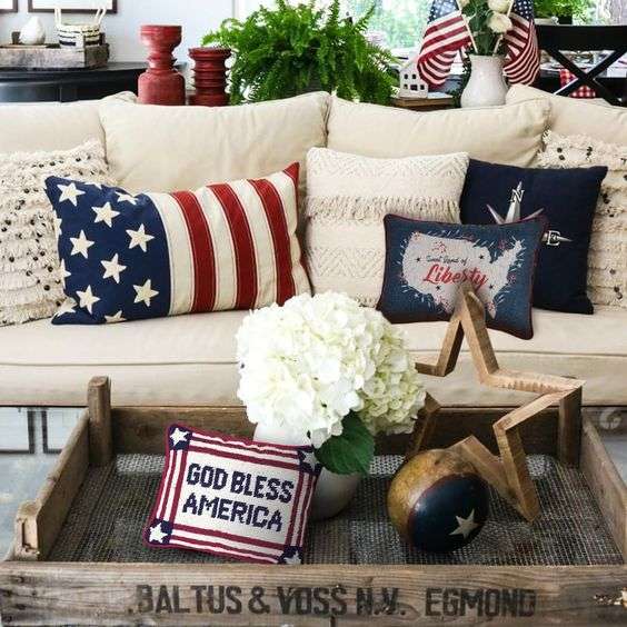 4th of July decoration: Embrace the Colors