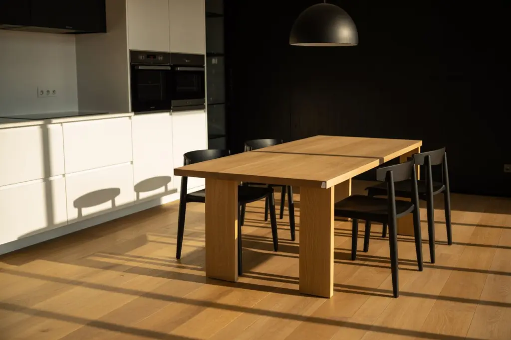 In which way you should lay the wood flooring 3 Lay the wood flooring along the length of the room