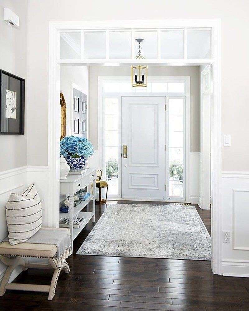 Hamptons interiors: ground side