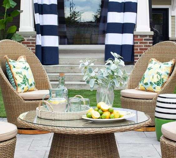 Summer decoration: Lemon garden furniture