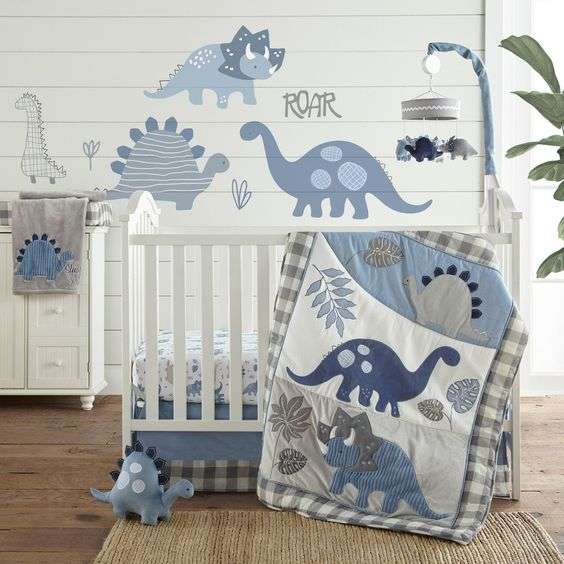 Dinosaur themed bedding 