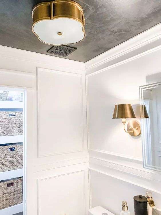 Ceiling lights in bathroom