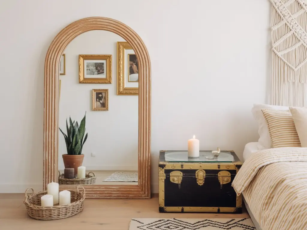 The Boho Bedroom: Vintage and Antique Finds