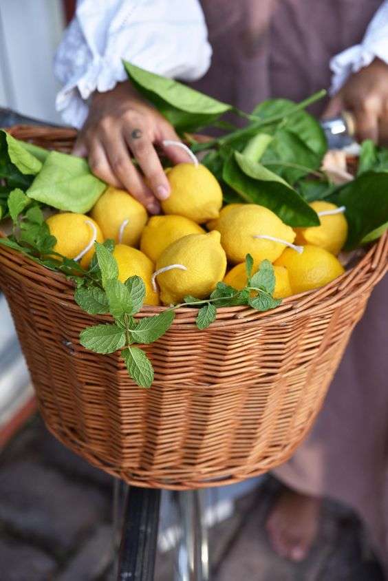 Lemon-scented candles