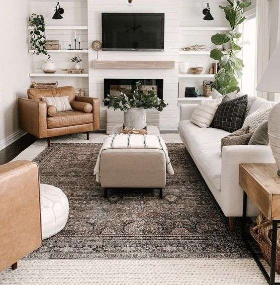 Square living room decoration