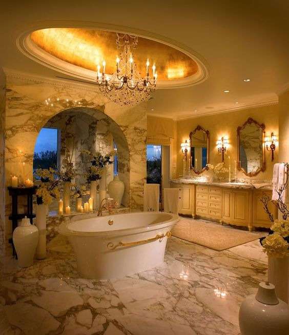An ultra-maximalist, almost Baroque bathroom