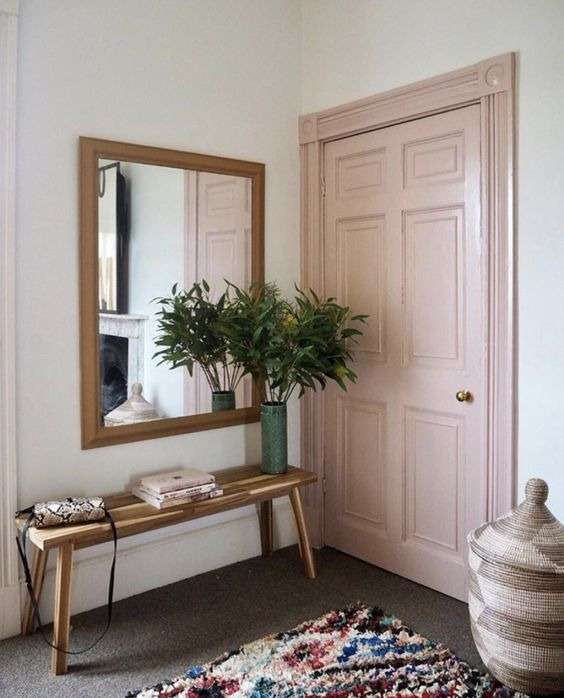 PASTELS FOR GENTLE EMPHASIS