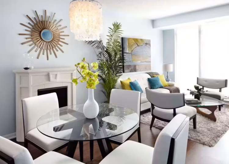 Your living room is undoubtedly a real place of conviviality, and thanks to its generous surface area, it frequently combines the living room and dining room in the same space for creating the perfect living-dining room.