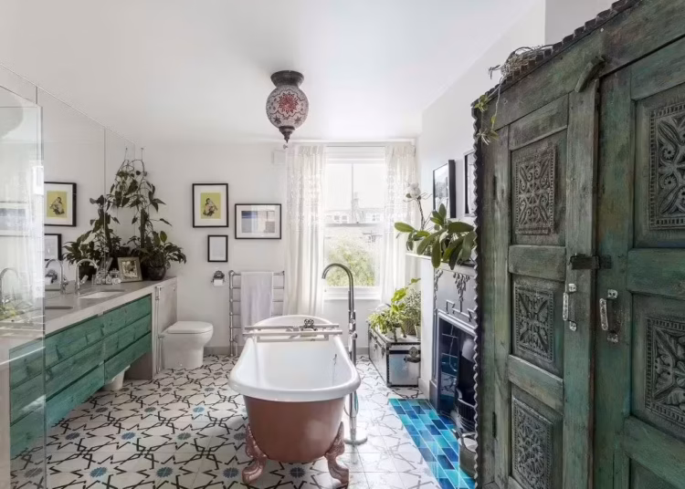 The Bohemian bathroom is soft, peaceful, bright and full of character. No wonder it's always a big hit! But perhaps you're not quite sure where to start?