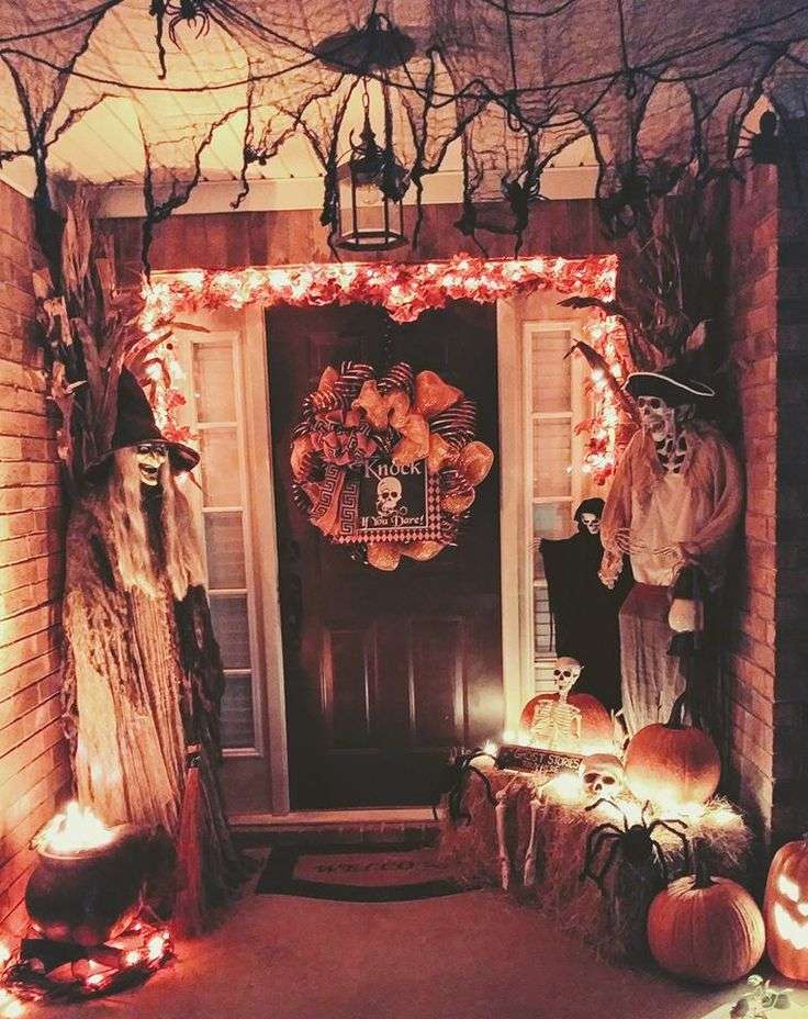 Haunting Porch Decr