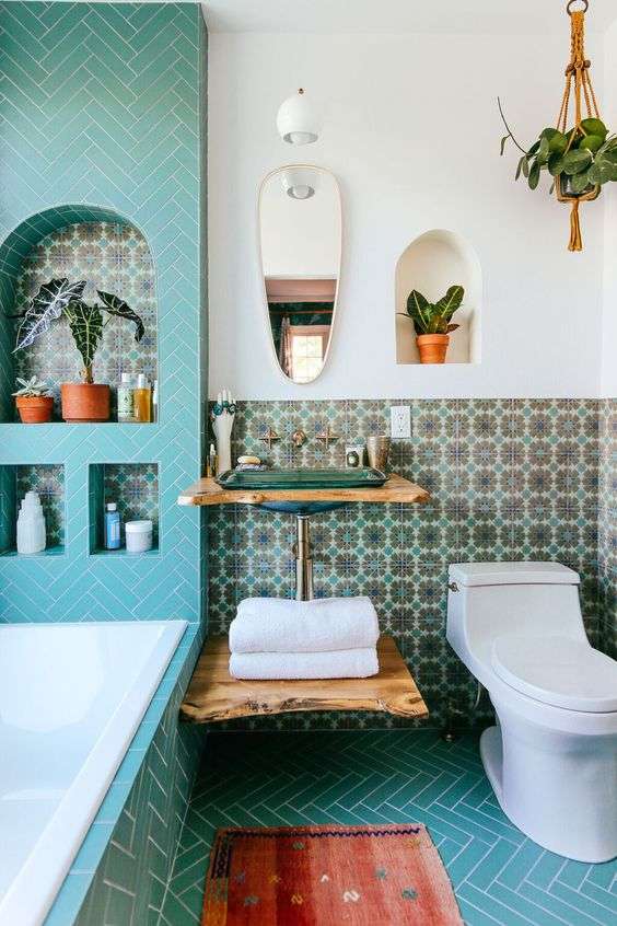 Moroccan patterns and tiles: 