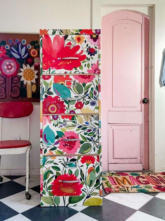 Fabric store in an old filing cabinet: 