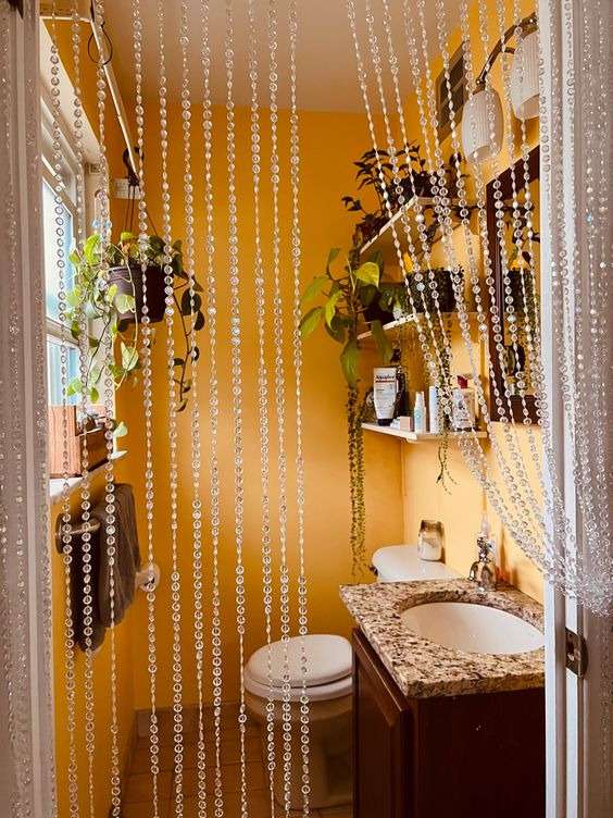 Bohemian bathroom curtain: 
