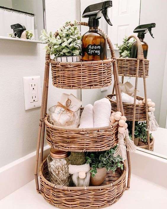 Plant fiber baskets: 