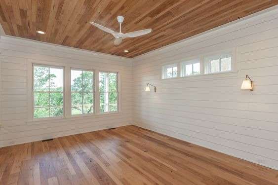 The horizontal wooden Shiplap Walls 