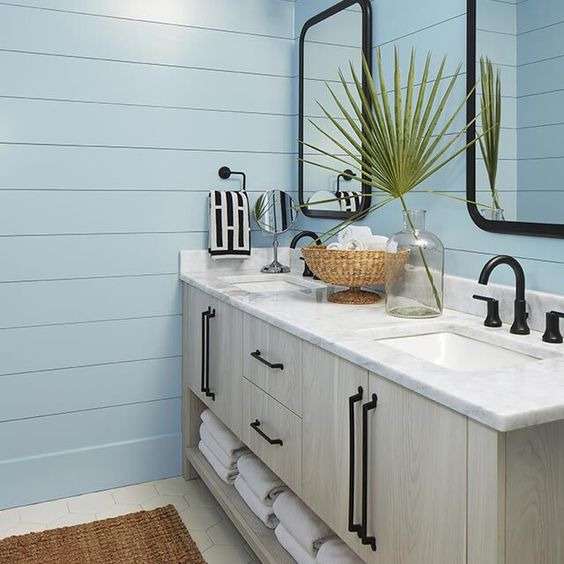 How To Update House with Shiplap Walls: A Timeless Design Trend