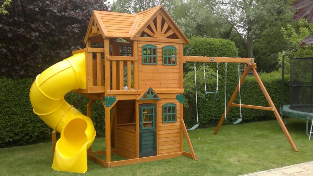 Playhouse Hideaway for outdoor spaces for toddlers