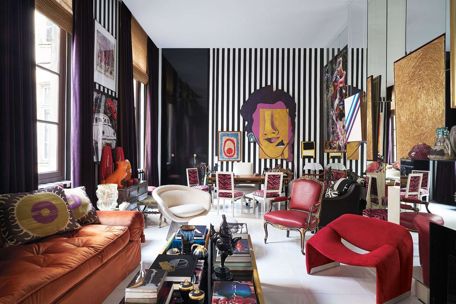 Pop art aesthetics and their impact on interior design in the 80s