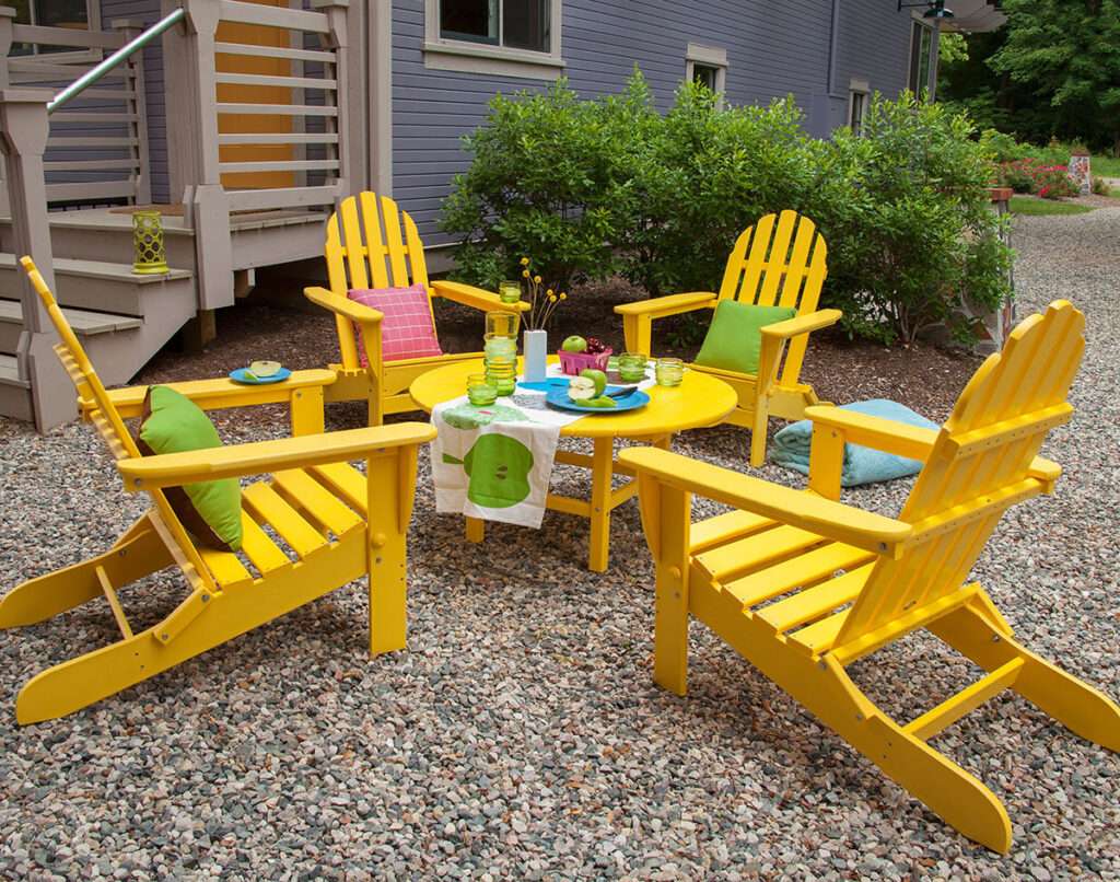 Mini Picnic Area for outdoor spaces for toddlers