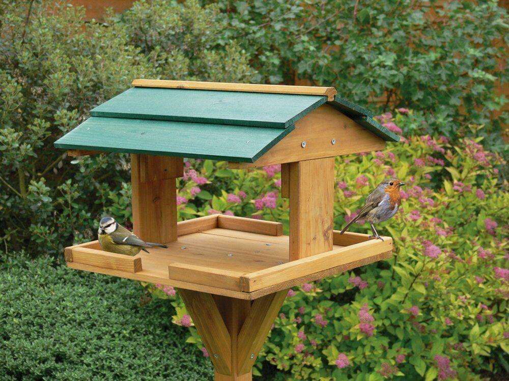 Bird Feeding Station for outdoor spaces for toddlers