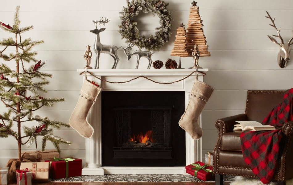 Fireplace Mantel Décor for Christmas 2023