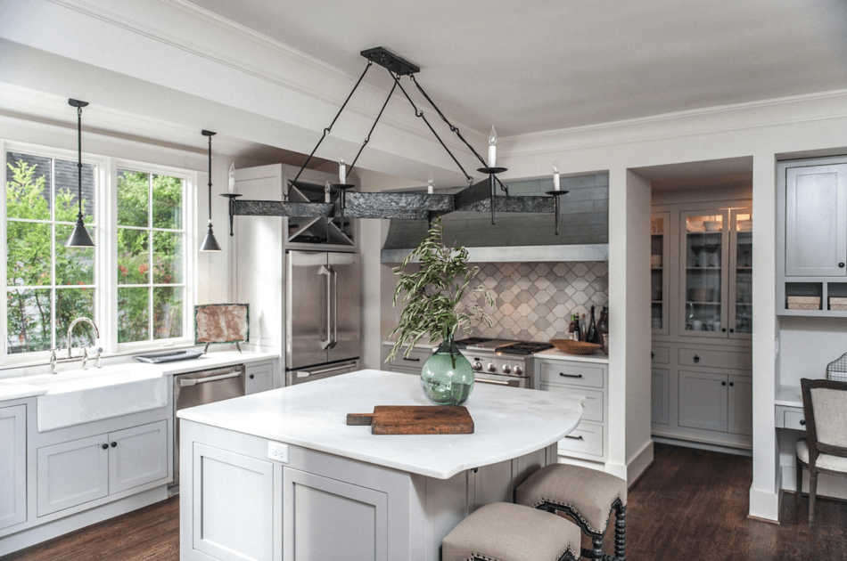 Colonial Style Kitchen
