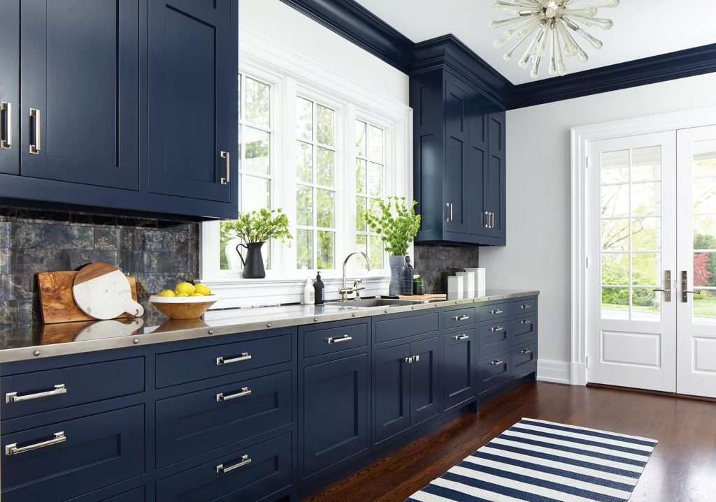 Navy Blue in kitchen cabinets