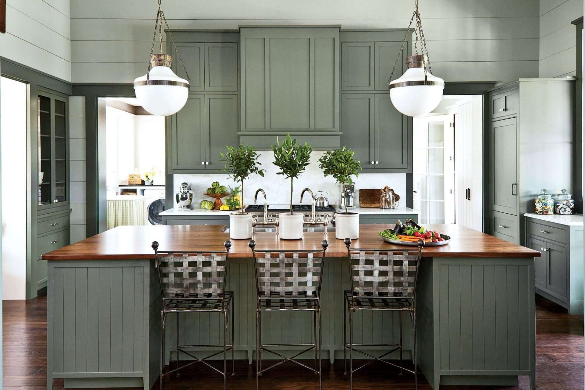 Sage Green kitchencabinets