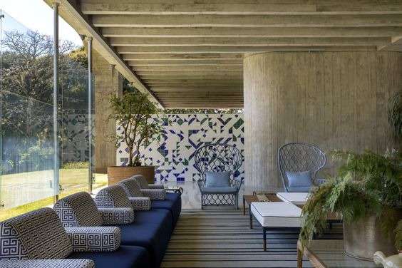 What is brutalist interior design?