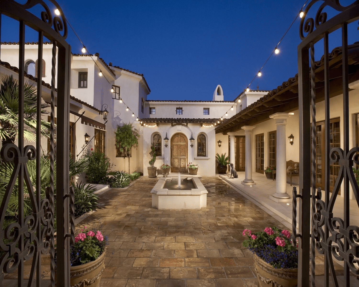 the History of Hacienda House Design