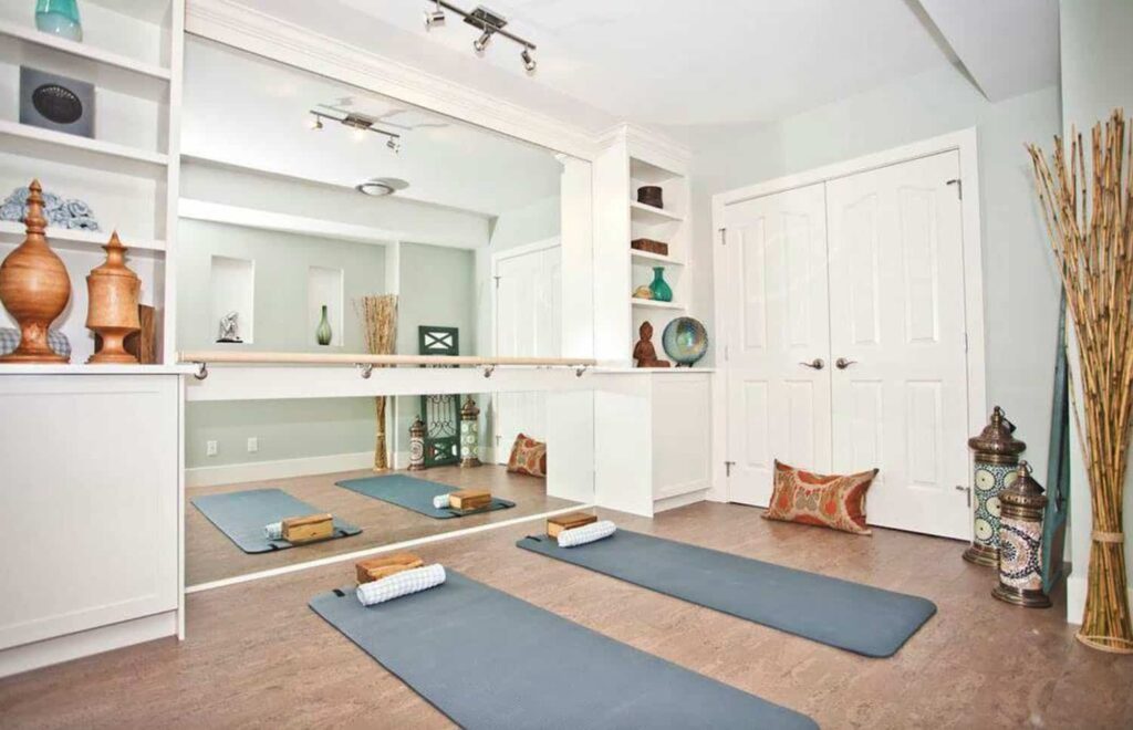 A Harmonious Orderliness in Your Yoga room