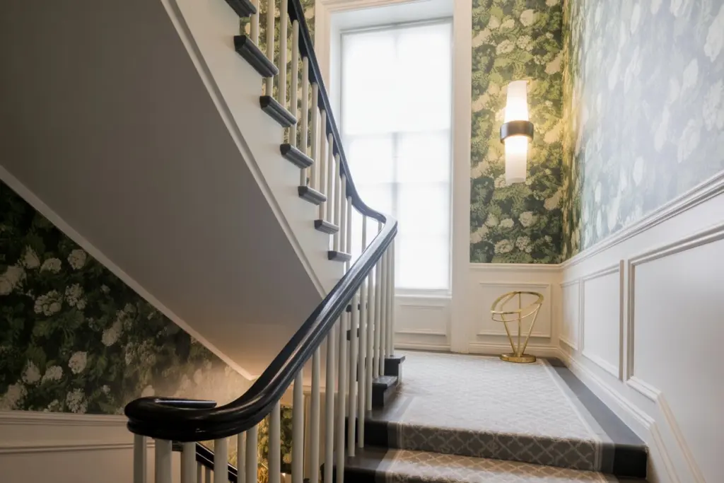 Wall Decor on Staircases