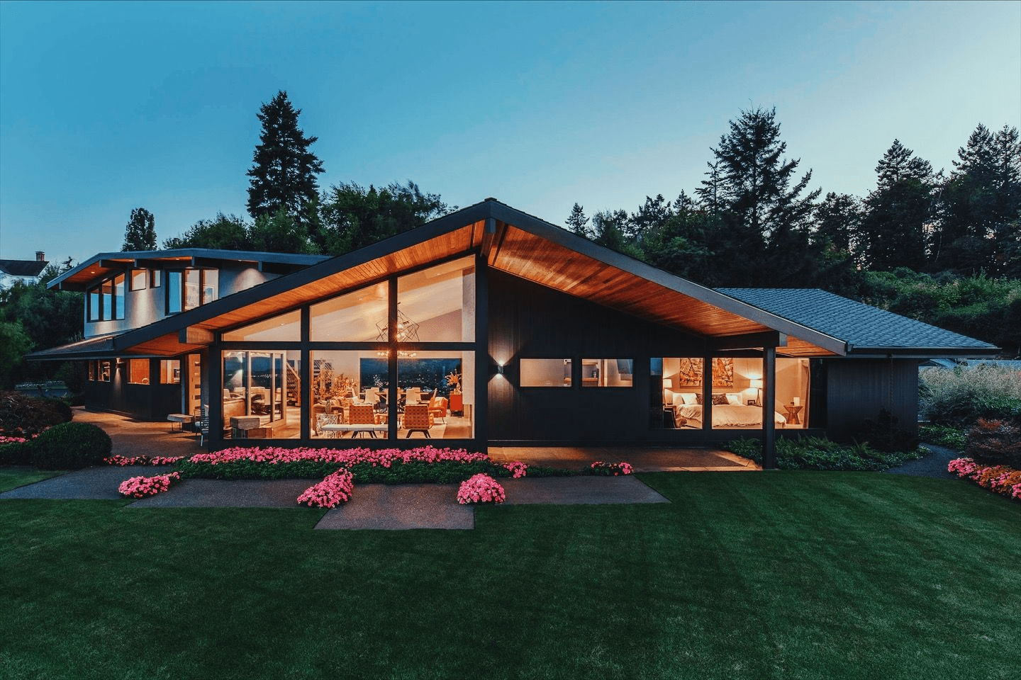 Mid Century Modern Home Exterior