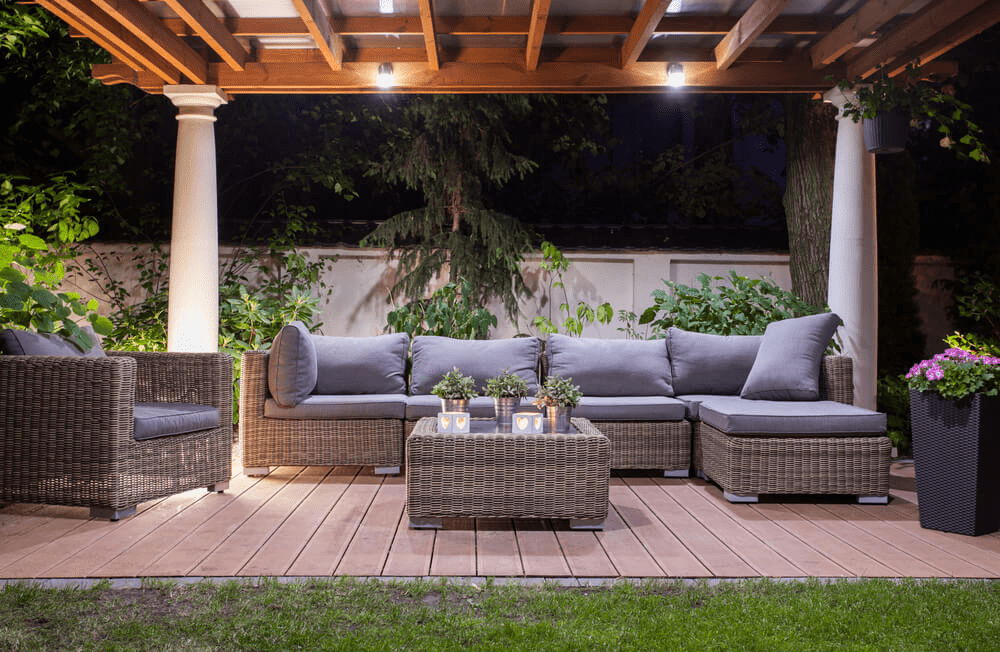 how to choose the right patio furniture